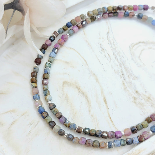 Kurze Halsketten Saphir/ Rubin