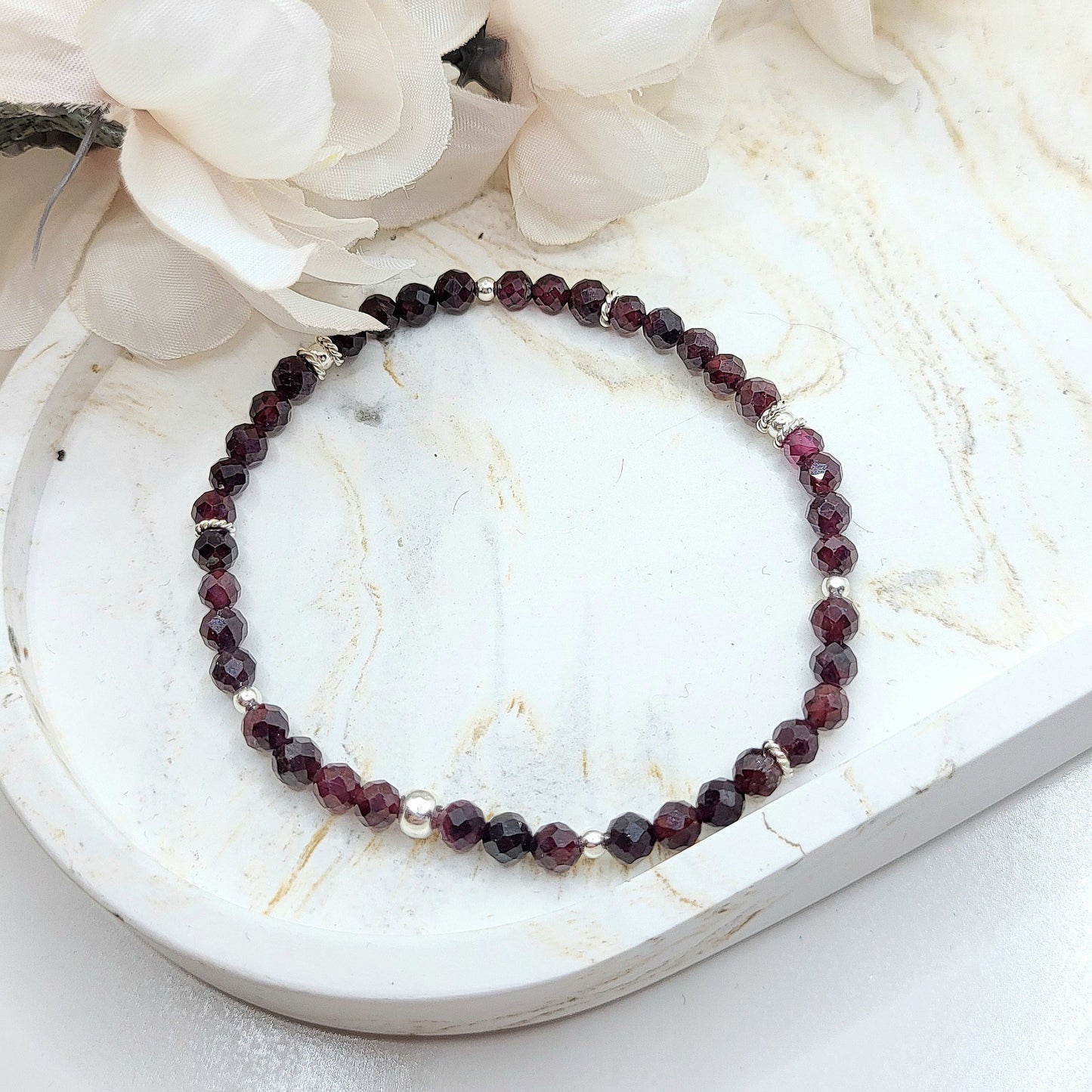 Armband fac. Granat (4mm)