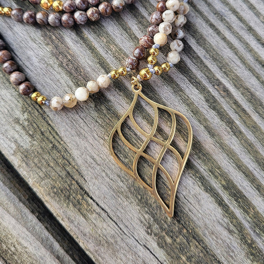 Lange Halskette Perlmutt / Jaspis