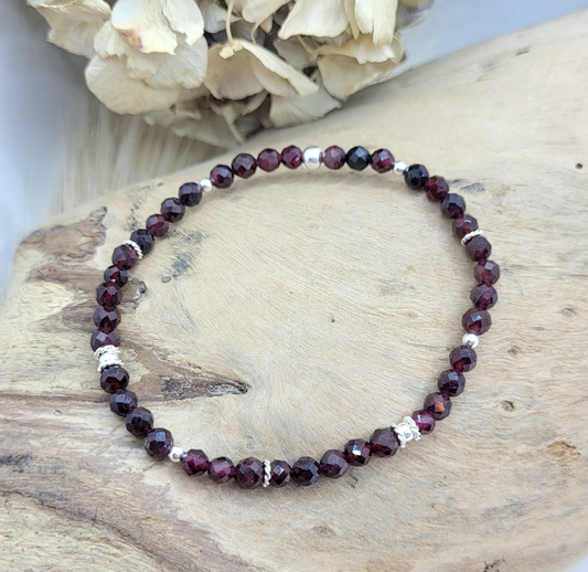 Armband fac. Granat (4mm)