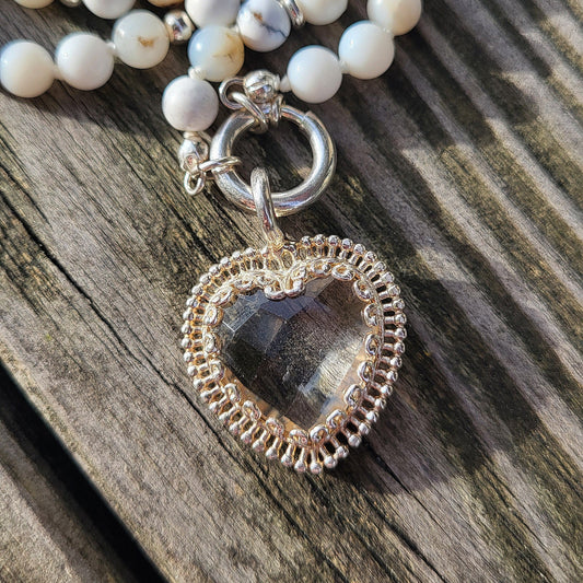 Lange Halskette weisser Opal / Bergkristall